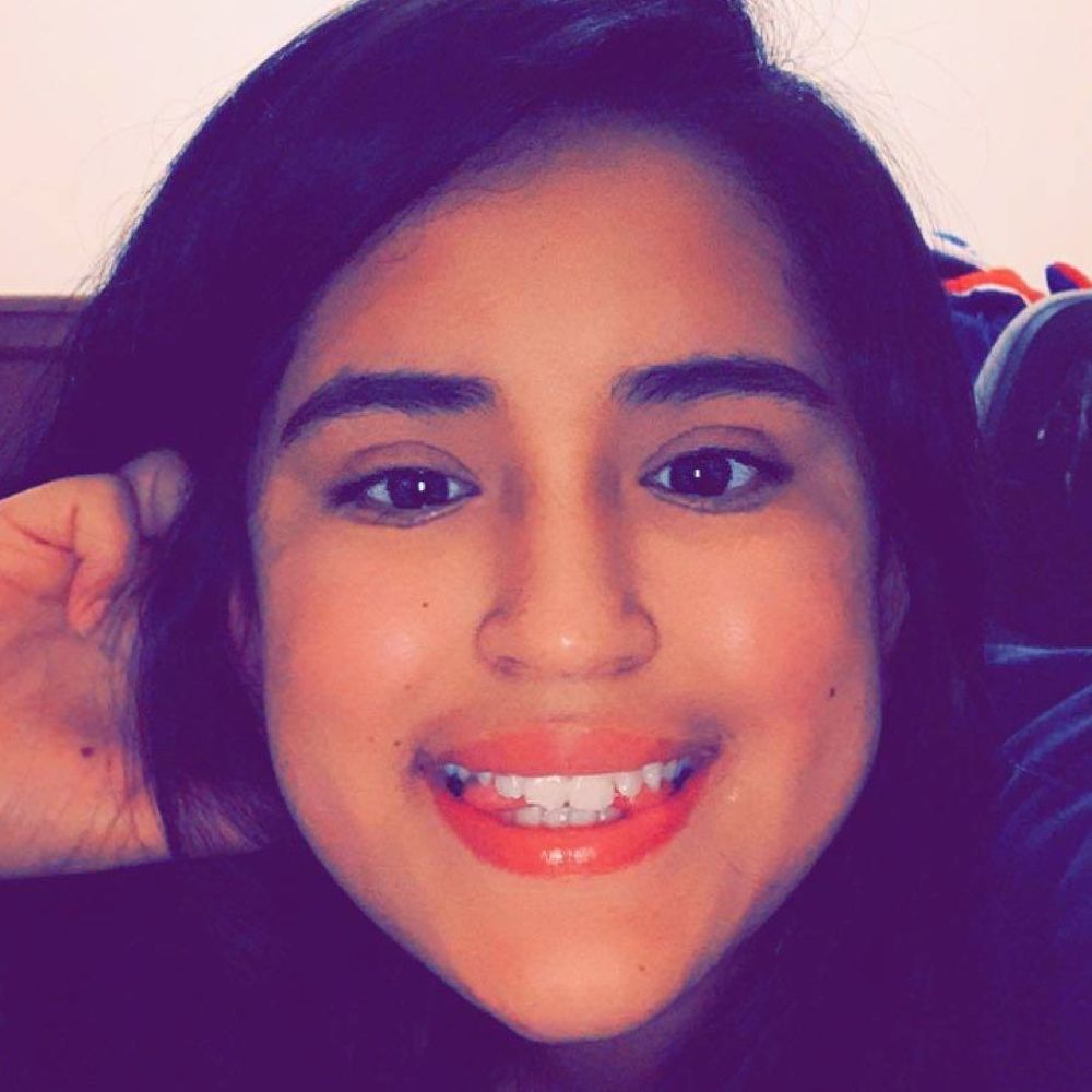 Meet your Posher, Alondra
